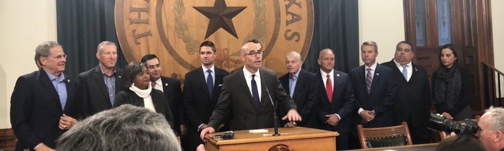 Commentary: Tone-Deaf Lawmakers Circle the Wagons