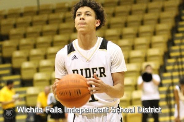 Wichita Falls Rider coach McGuire lauds senior guard Owens’ unselfish play