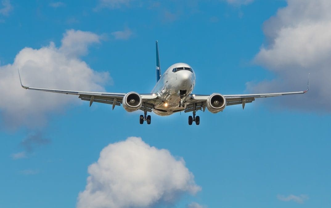 San Diego Border Patrol Flies Illegal Aliens to Texas