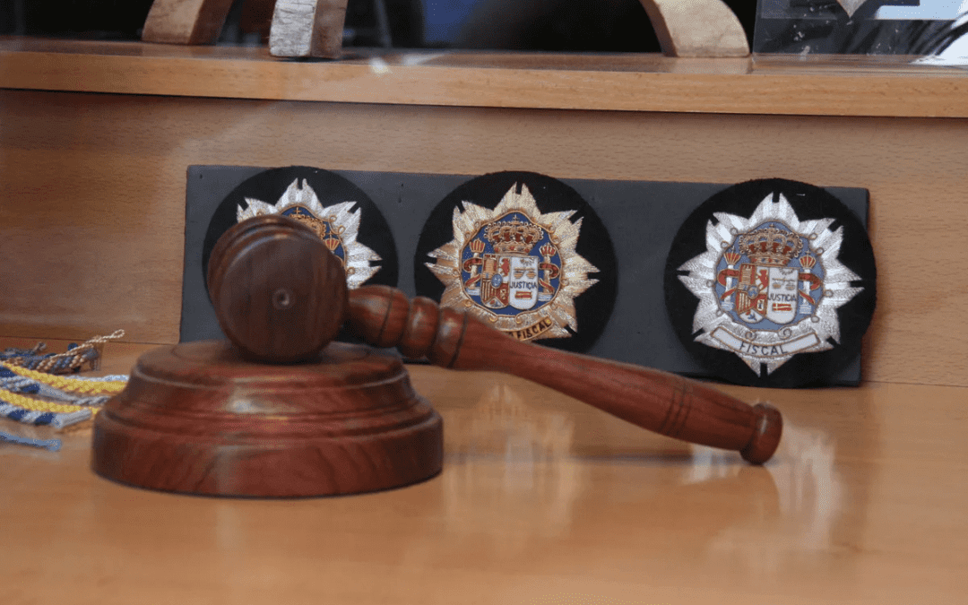 Here Comes the Judge!