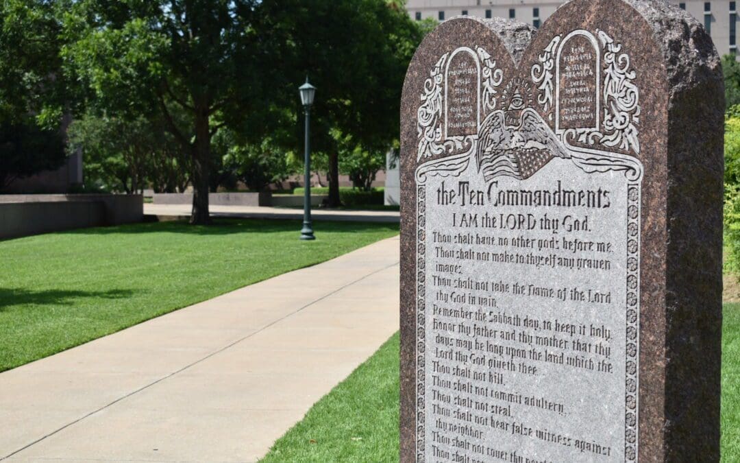 Democrat Lawmaker Says Displaying 10 Commandments in Schools is ‘Arrogant’